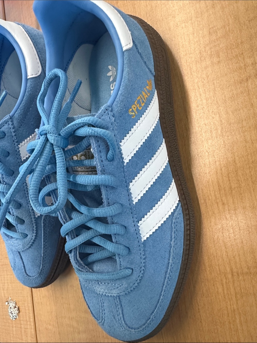 Adidas Spezial Suede Sneakers in Light Blue with White Stripes- Size 4.5 US NWOT - Picture 6 of 10